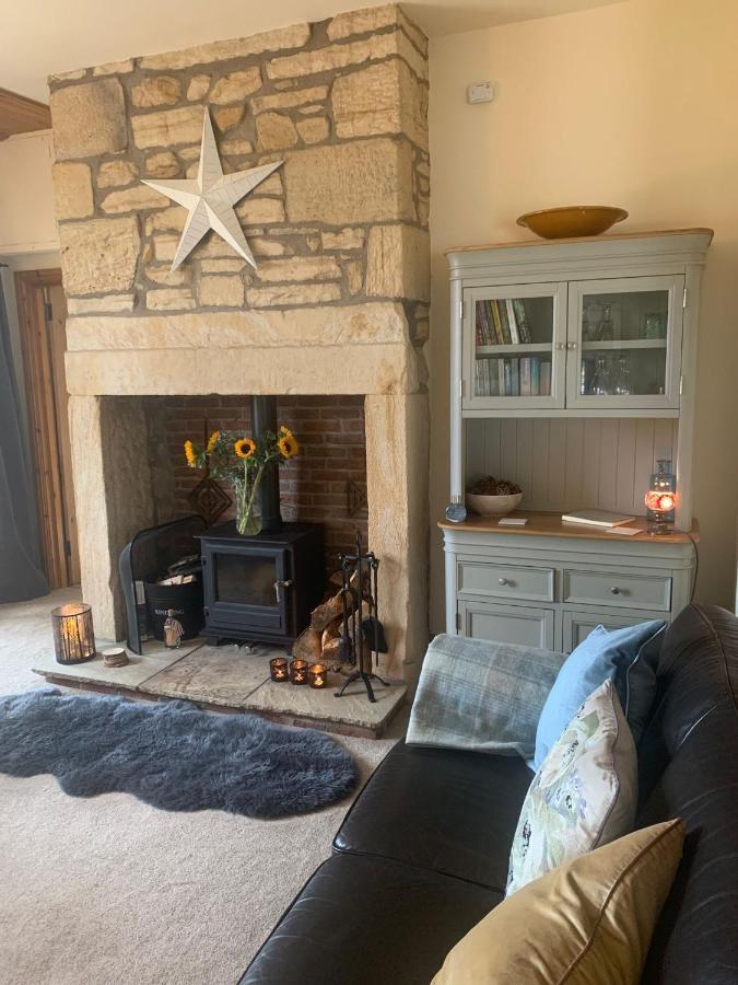 Hilltop Cottage Thropton ภายนอก รูปภาพ